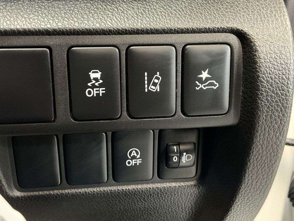 2018 MITSUBISHI ECLIPSE CROSS 2018 MITSUBISHI ECLIPSE CROSS