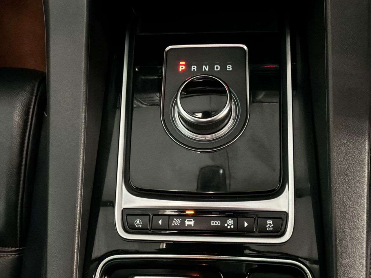 2018 JAGUAR F-PACE 2018 JAGUAR F-PACE