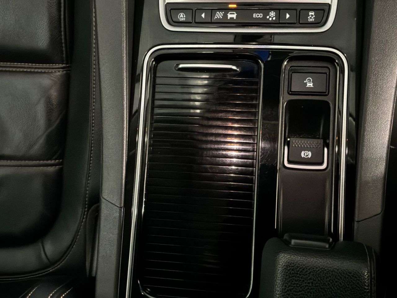 2018 JAGUAR F-PACE 2018 JAGUAR F-PACE