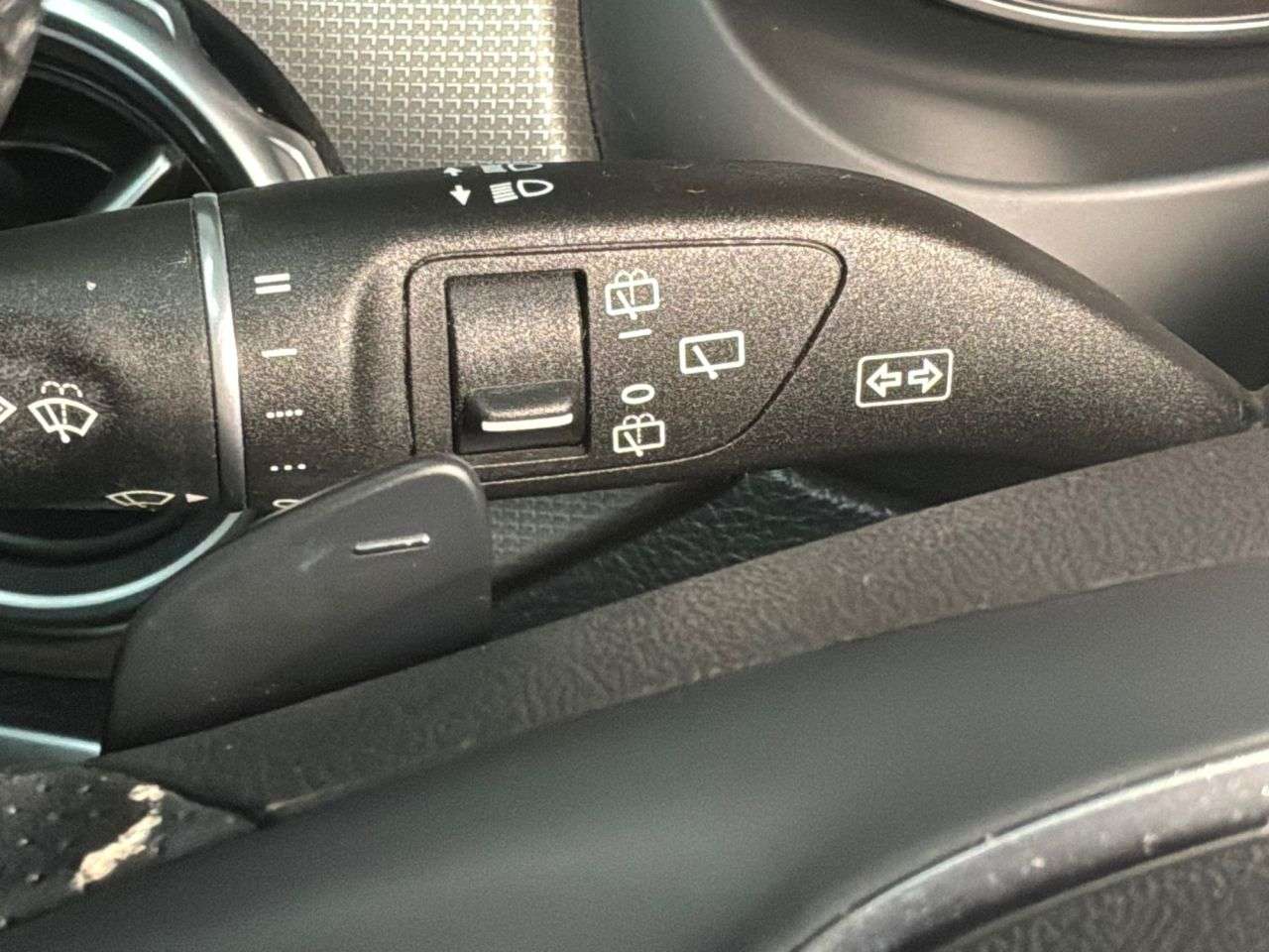 2019 MERCEDES-BENZ 180 2019 MERCEDES-BENZ 180