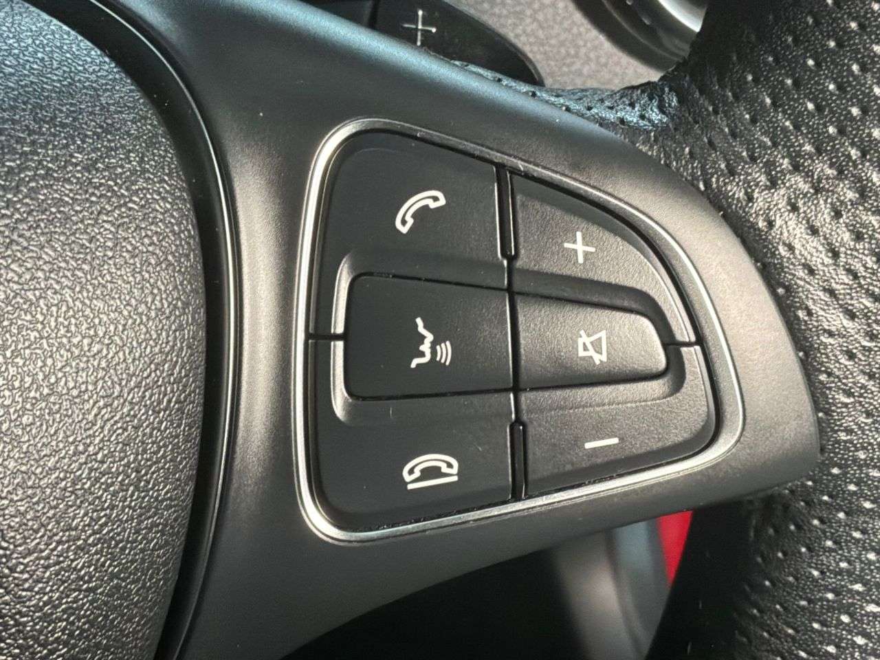 2019 MERCEDES-BENZ 180 2019 MERCEDES-BENZ 180