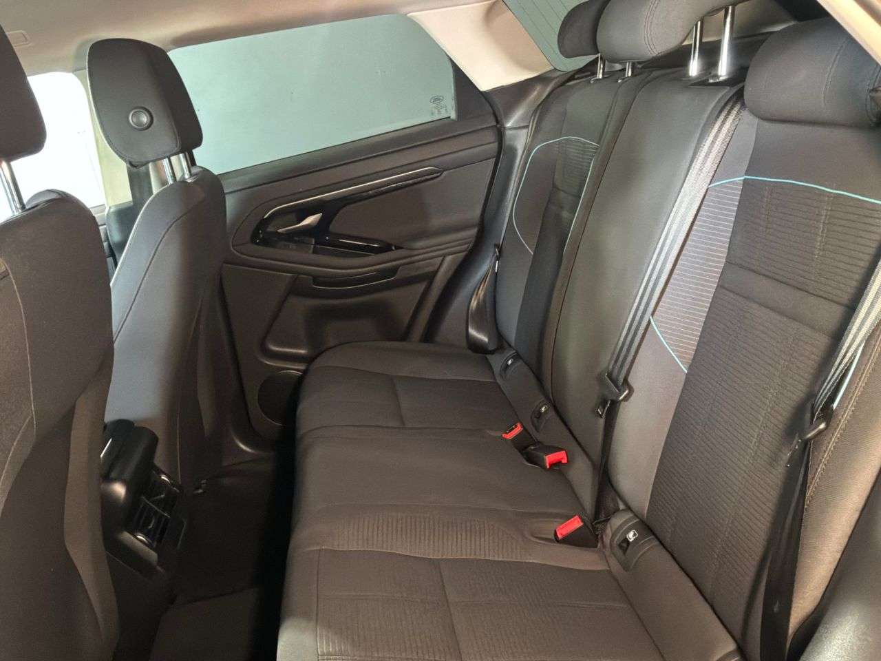 2020 LAND ROVER RANGE ROVER EVOQUE 2020 LAND ROVER RANGE ROVER EVOQUE