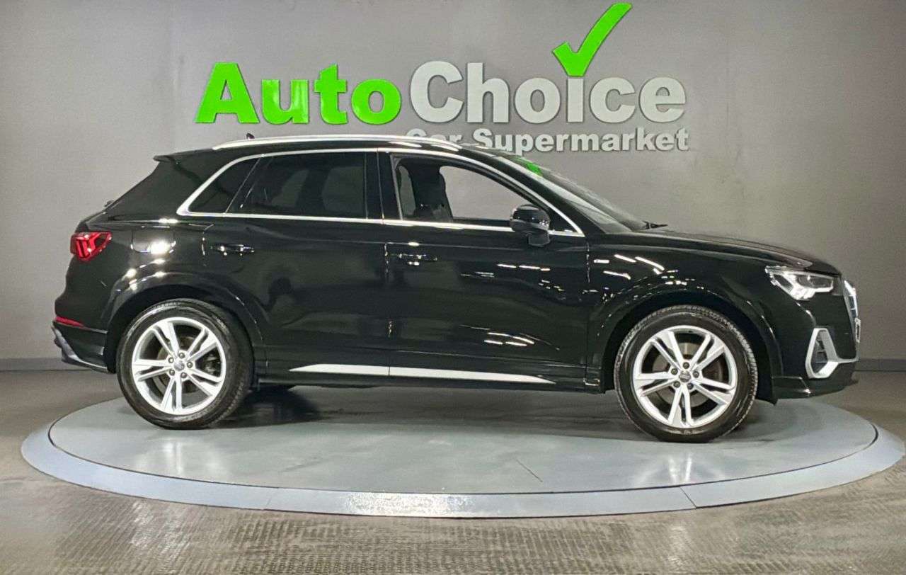 2019 AUDI Q3 2019 AUDI Q3