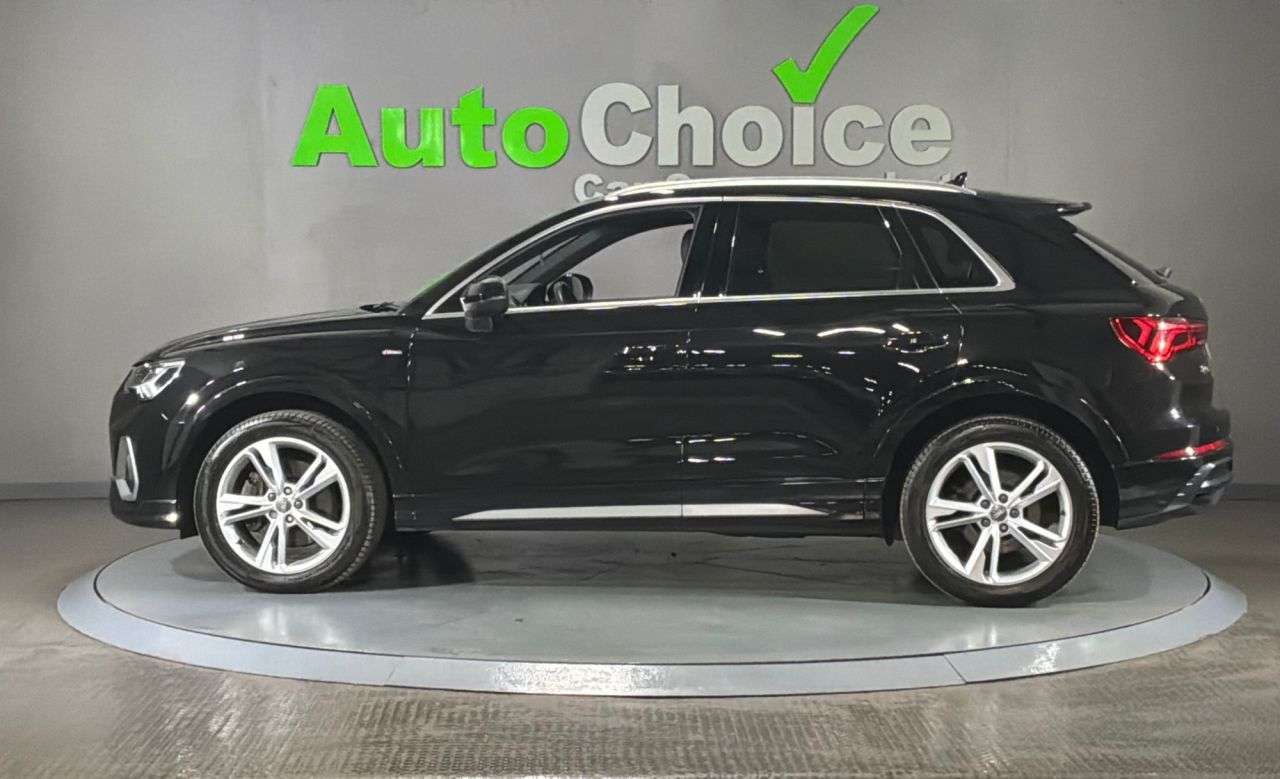 2019 AUDI Q3 2019 AUDI Q3