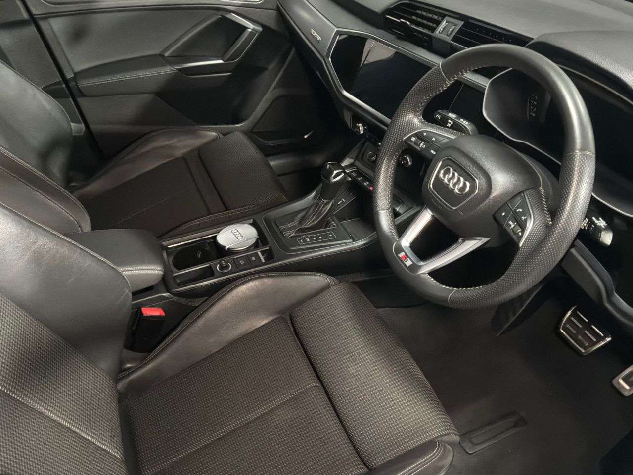 2019 AUDI Q3 2019 AUDI Q3