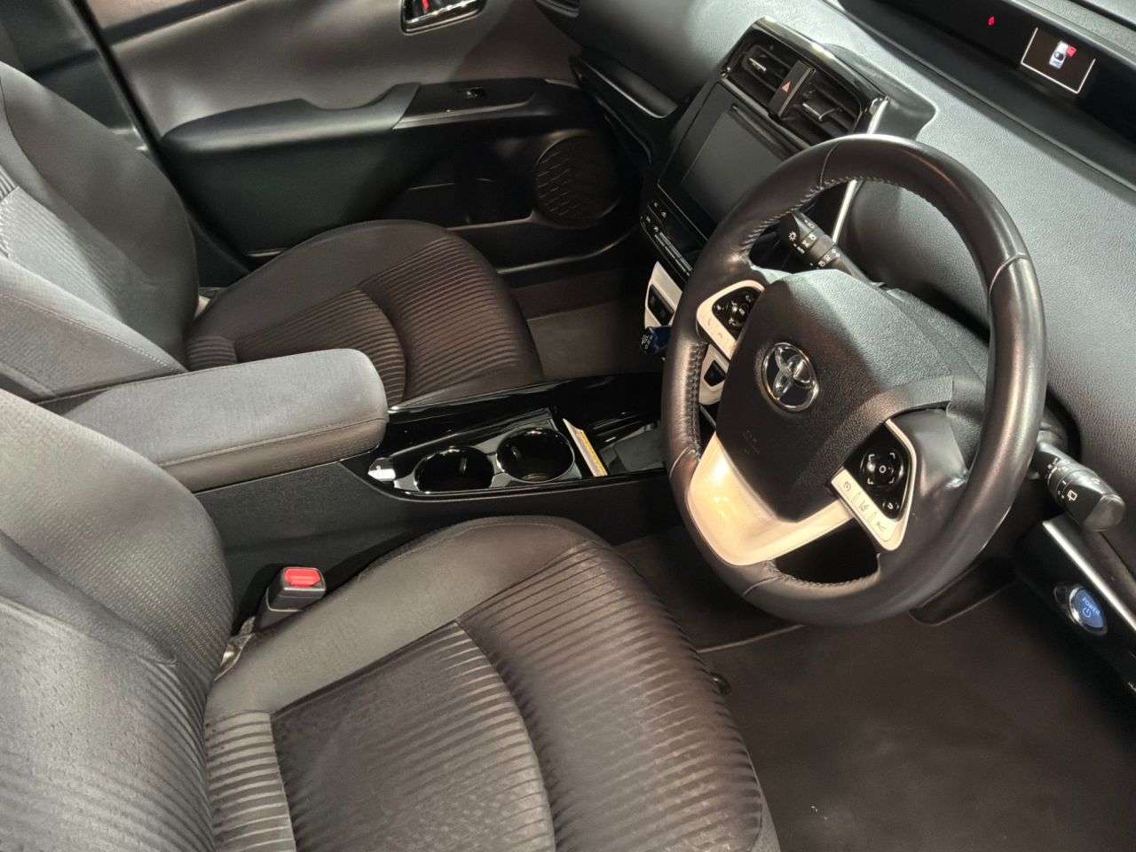 2018 TOYOTA PRIUS 2018 TOYOTA PRIUS
