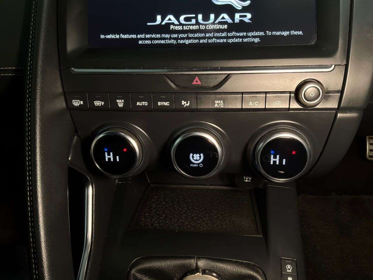 2019 JAGUAR E-PACE 2019 JAGUAR E-PACE