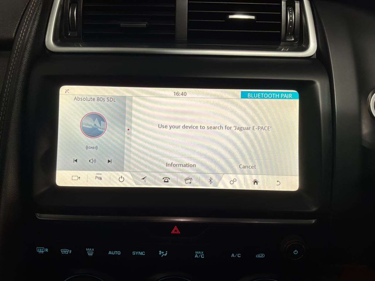 2019 JAGUAR E-PACE 2019 JAGUAR E-PACE