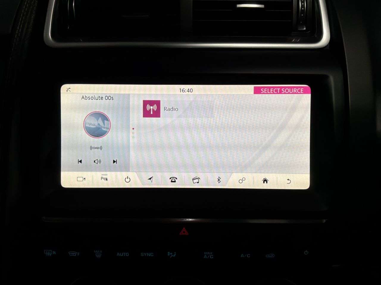 2019 JAGUAR E-PACE 2019 JAGUAR E-PACE