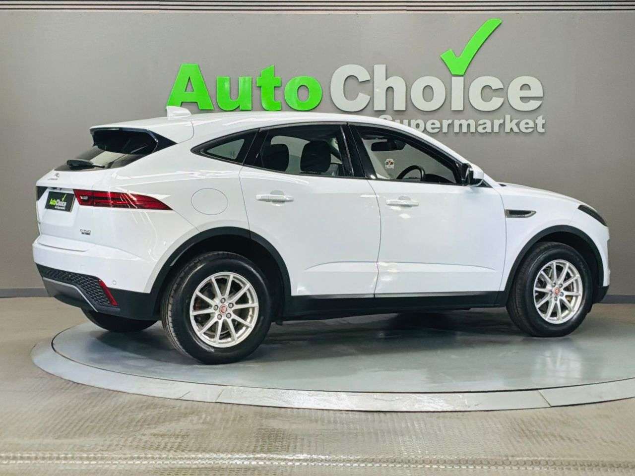 2018 JAGUAR E-PACE 2018 JAGUAR E-PACE