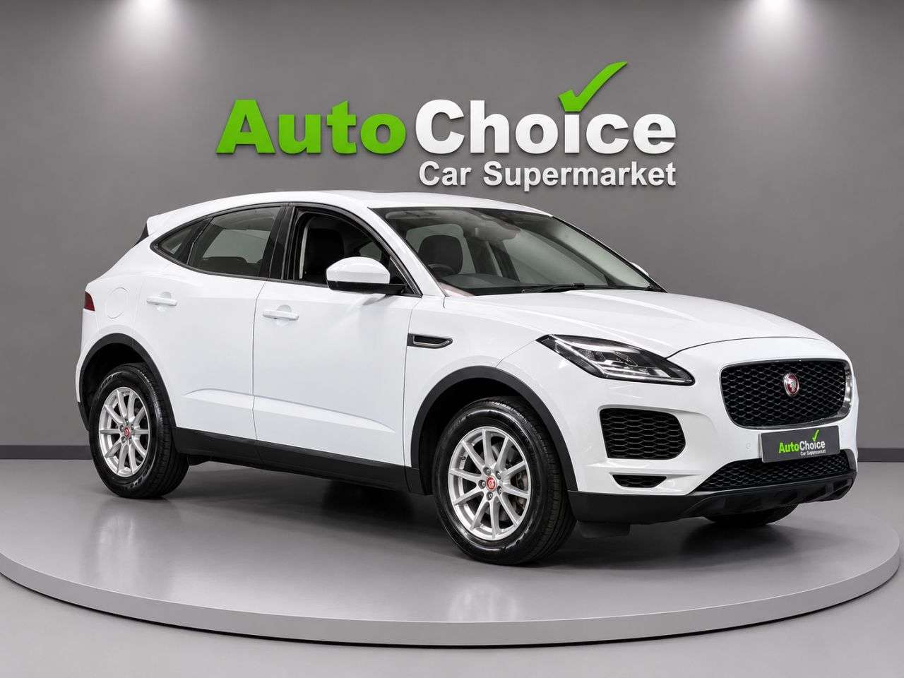 A 2018 JAGUAR E-PACE 2.0 D150 SUV 5dr Diesel Manual AWD Euro 6 (s/s) (150 ps) in Blackburn *ULEZ A 2018 JAGUAR E-PACE 2.0 D150 SUV 5dr Diesel Manual AWD Euro 6 (s/s) (150 ps) in Blackburn *ULEZ