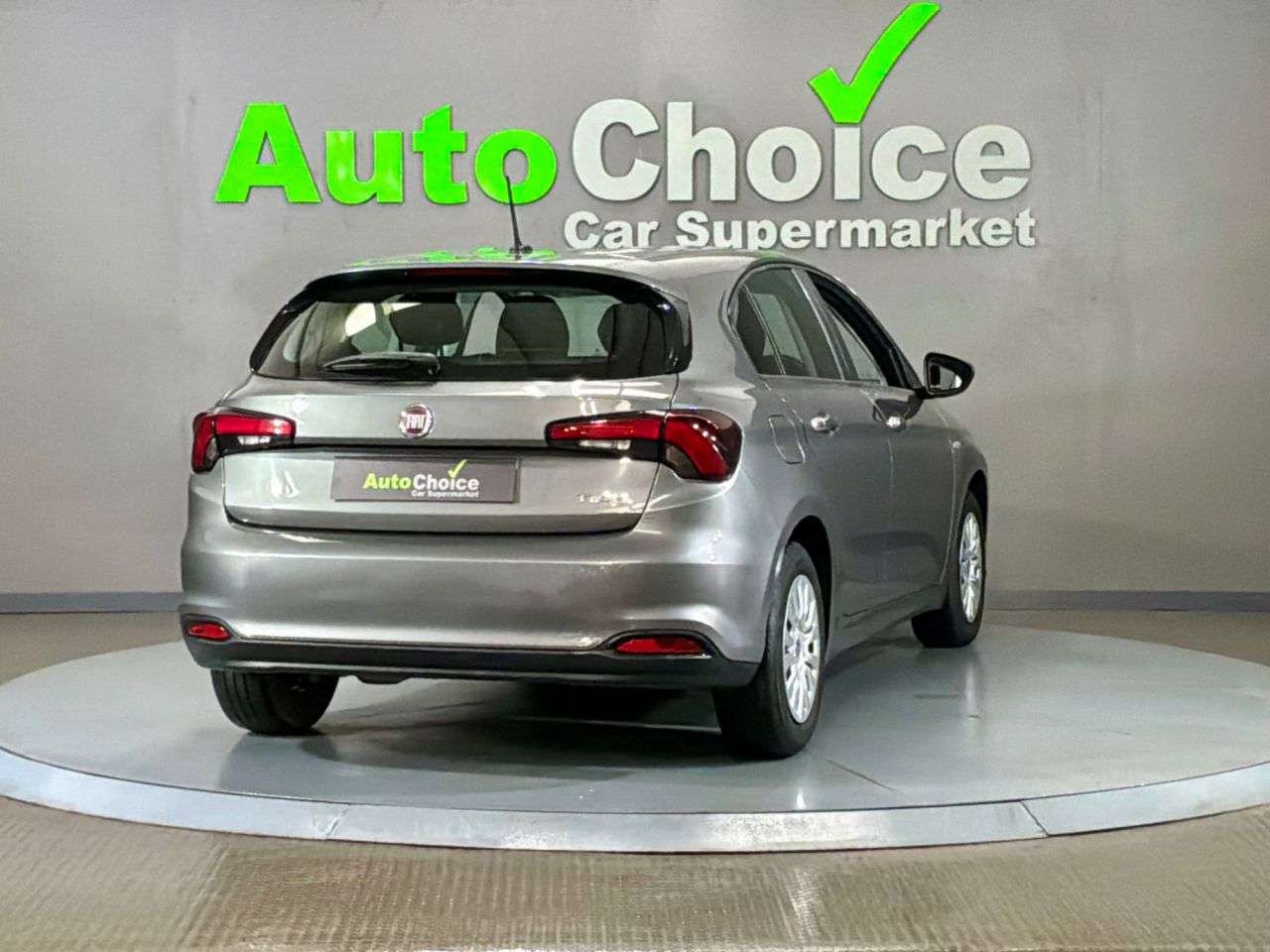 2021 FIAT TIPO 2021 FIAT TIPO