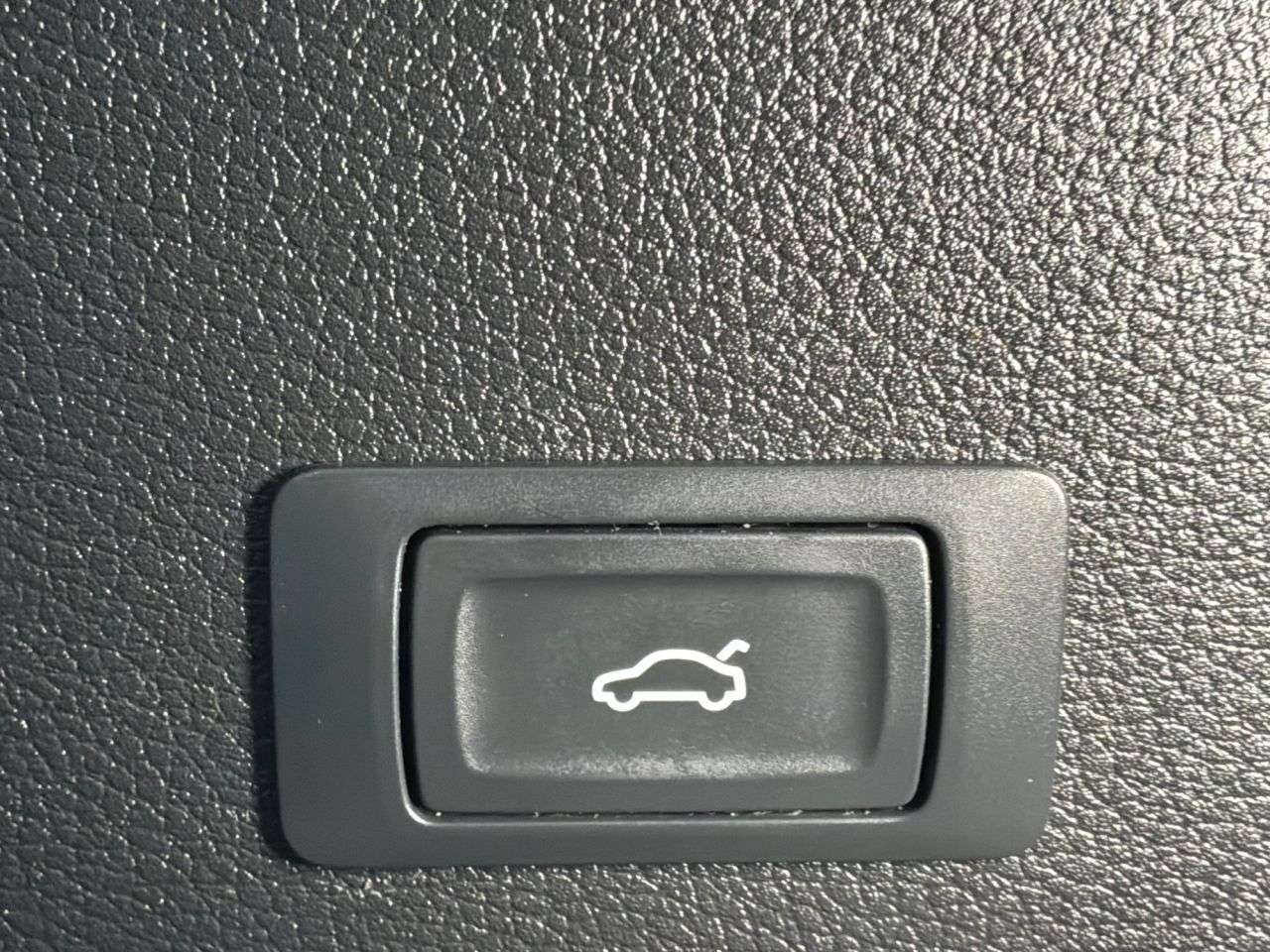 2021 AUDI Q2 2021 AUDI Q2