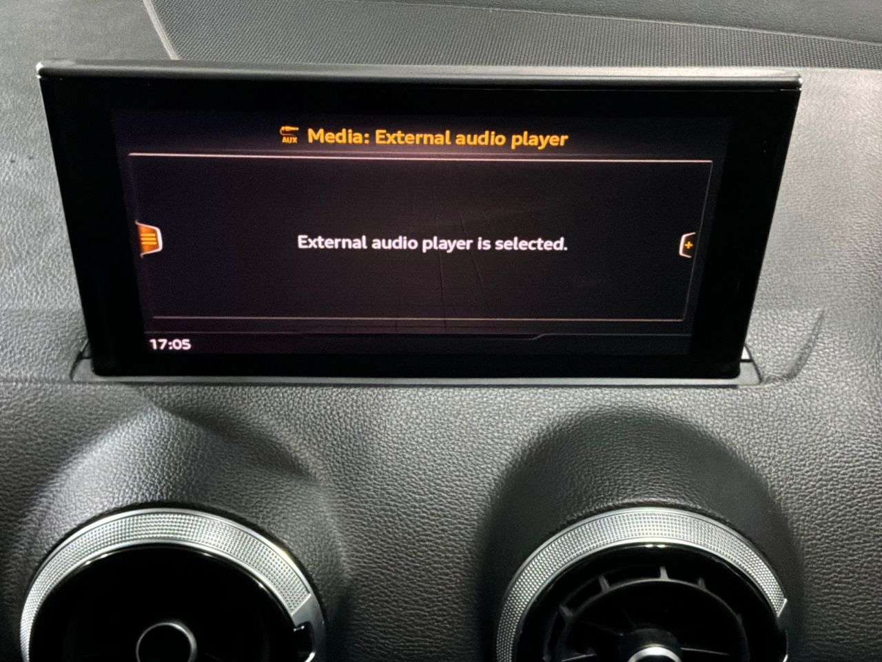 2021 AUDI Q2 2021 AUDI Q2