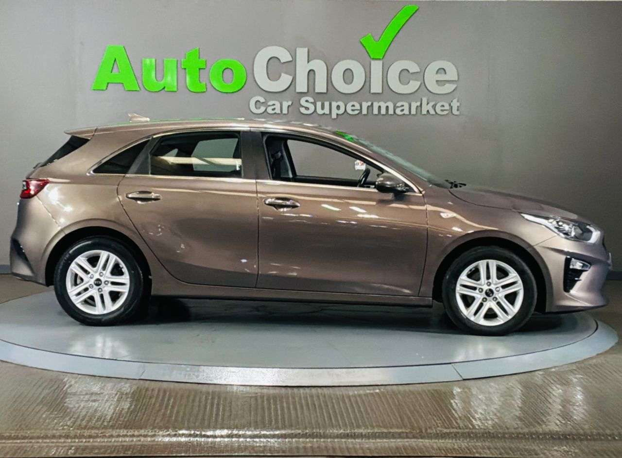 2021 KIA CEED 2021 KIA CEED