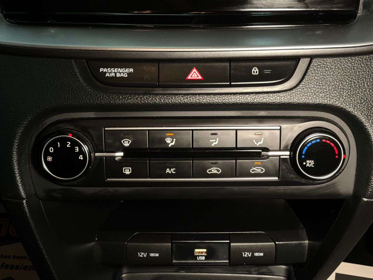 2021 KIA CEED 2021 KIA CEED