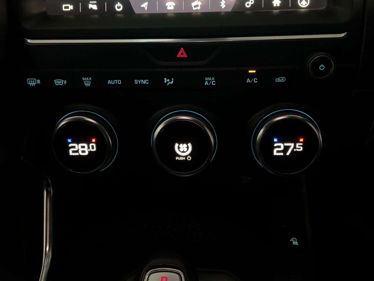 2018 JAGUAR E-PACE 2018 JAGUAR E-PACE