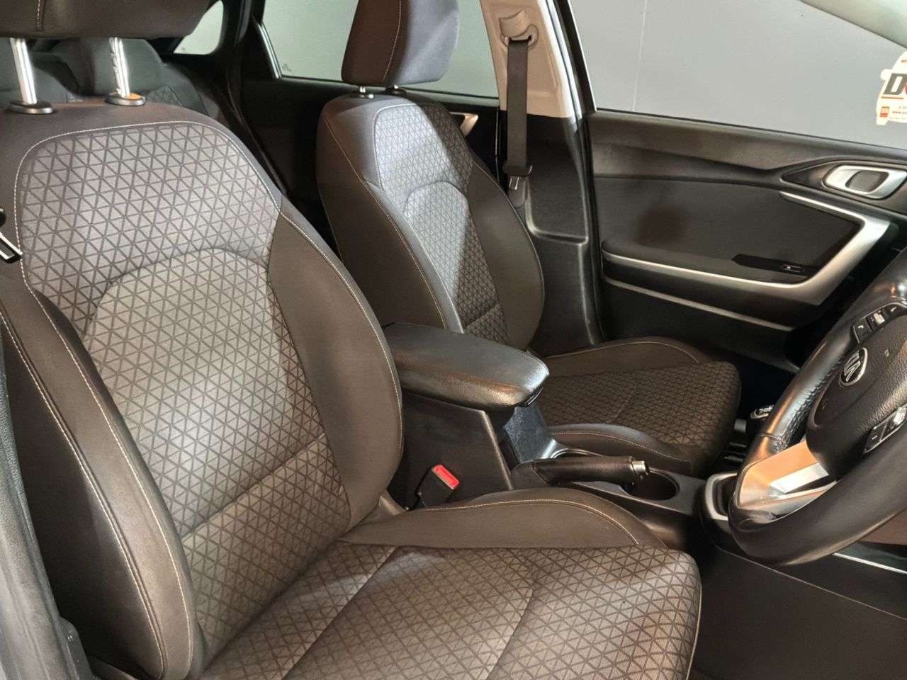 2021 KIA CEED 2021 KIA CEED