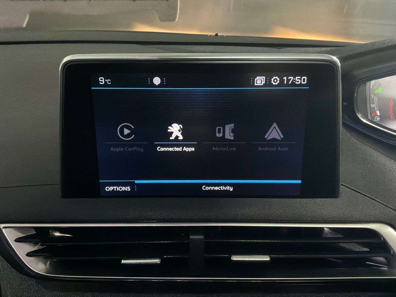 2018 PEUGEOT 3008 2018 PEUGEOT 3008