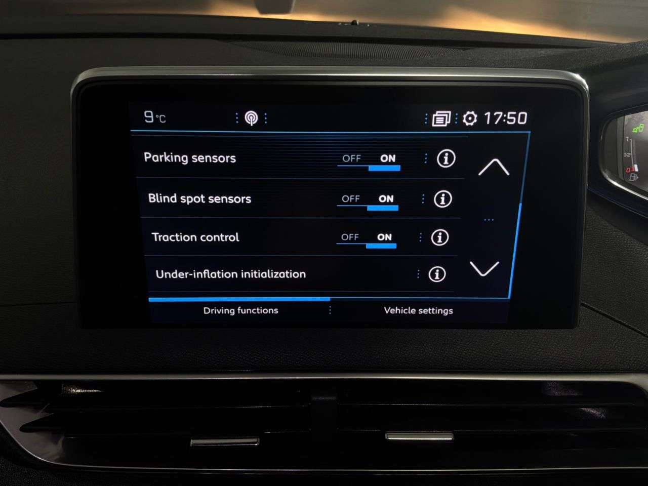 2018 PEUGEOT 3008 2018 PEUGEOT 3008