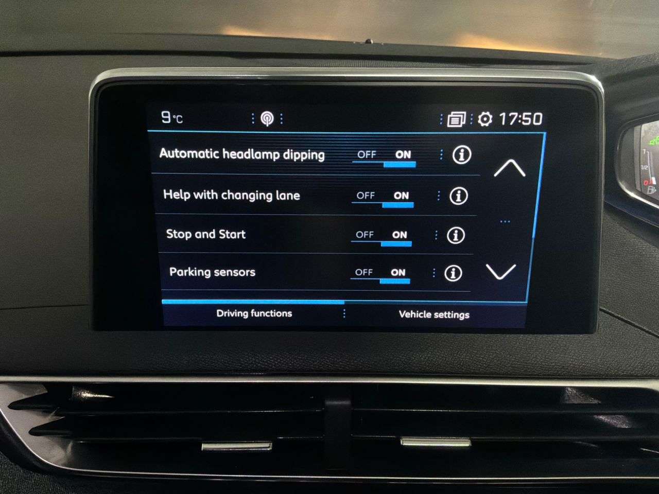 2018 PEUGEOT 3008 2018 PEUGEOT 3008