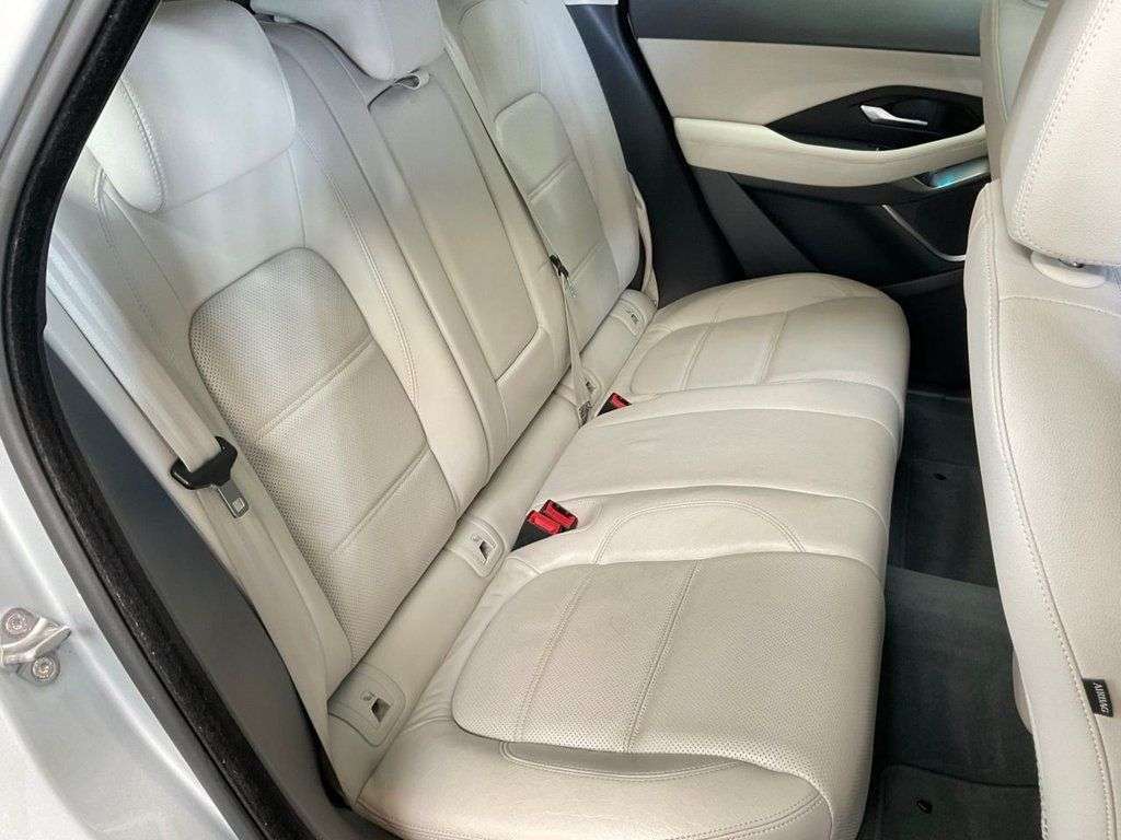 2018 JAGUAR E-PACE 2018 JAGUAR E-PACE