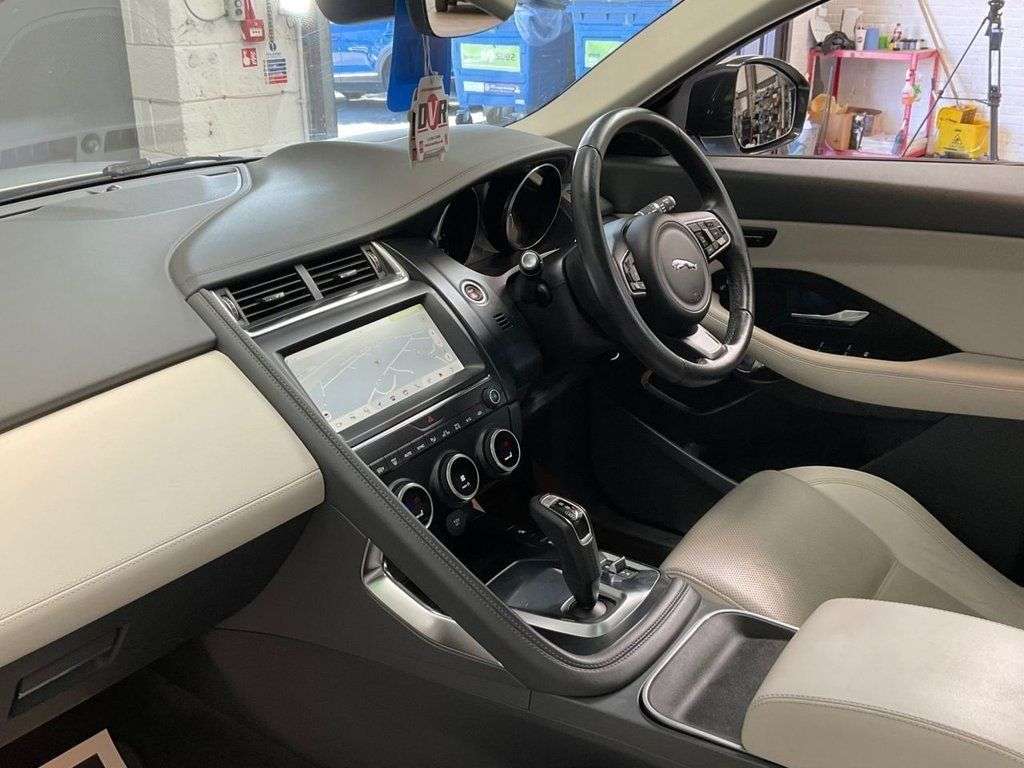 2018 JAGUAR E-PACE 2018 JAGUAR E-PACE