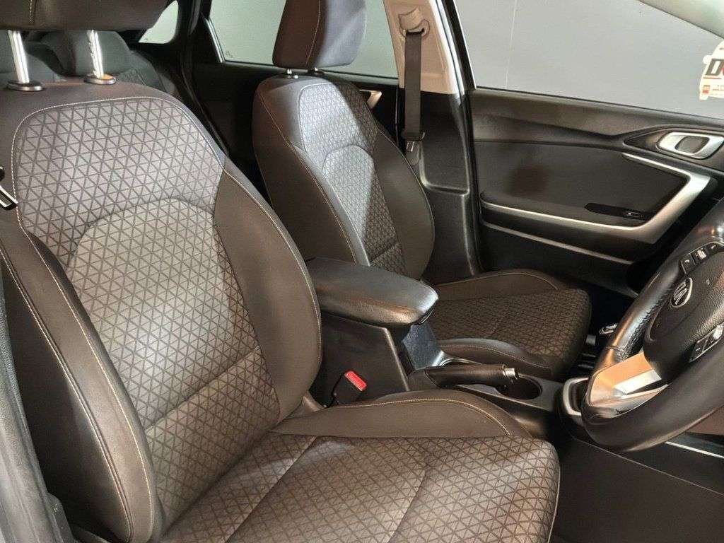 2021 KIA CEED 2021 KIA CEED