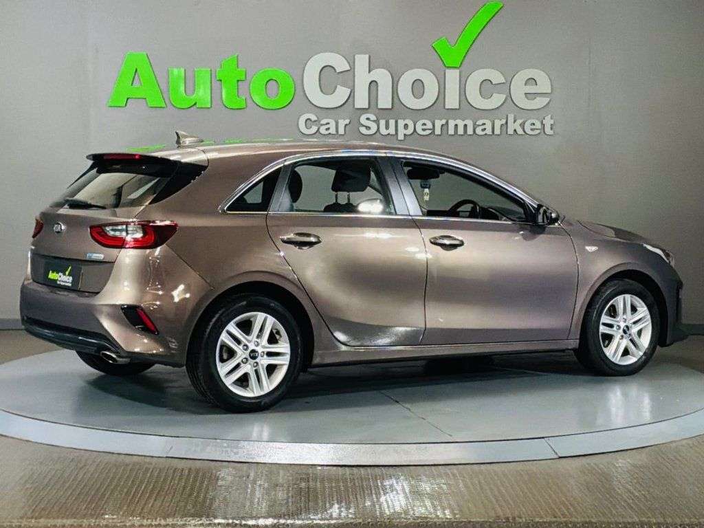 2021 KIA CEED 2021 KIA CEED