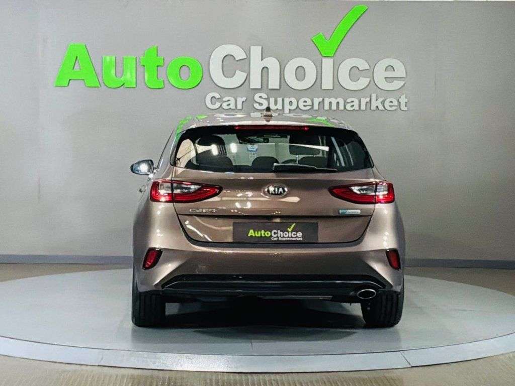 2021 KIA CEED 2021 KIA CEED