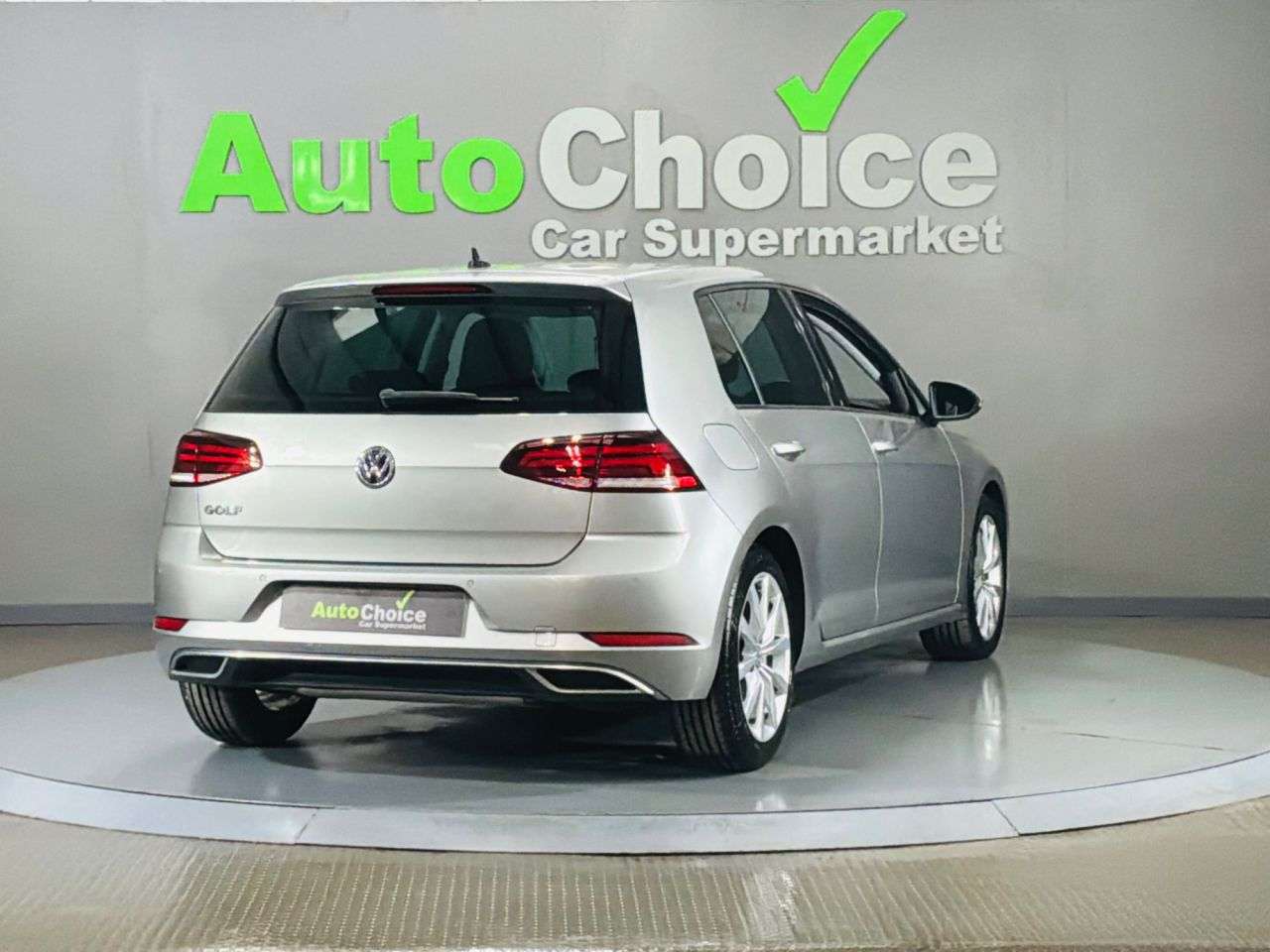 2019 VOLKSWAGEN GOLF 2019 VOLKSWAGEN GOLF