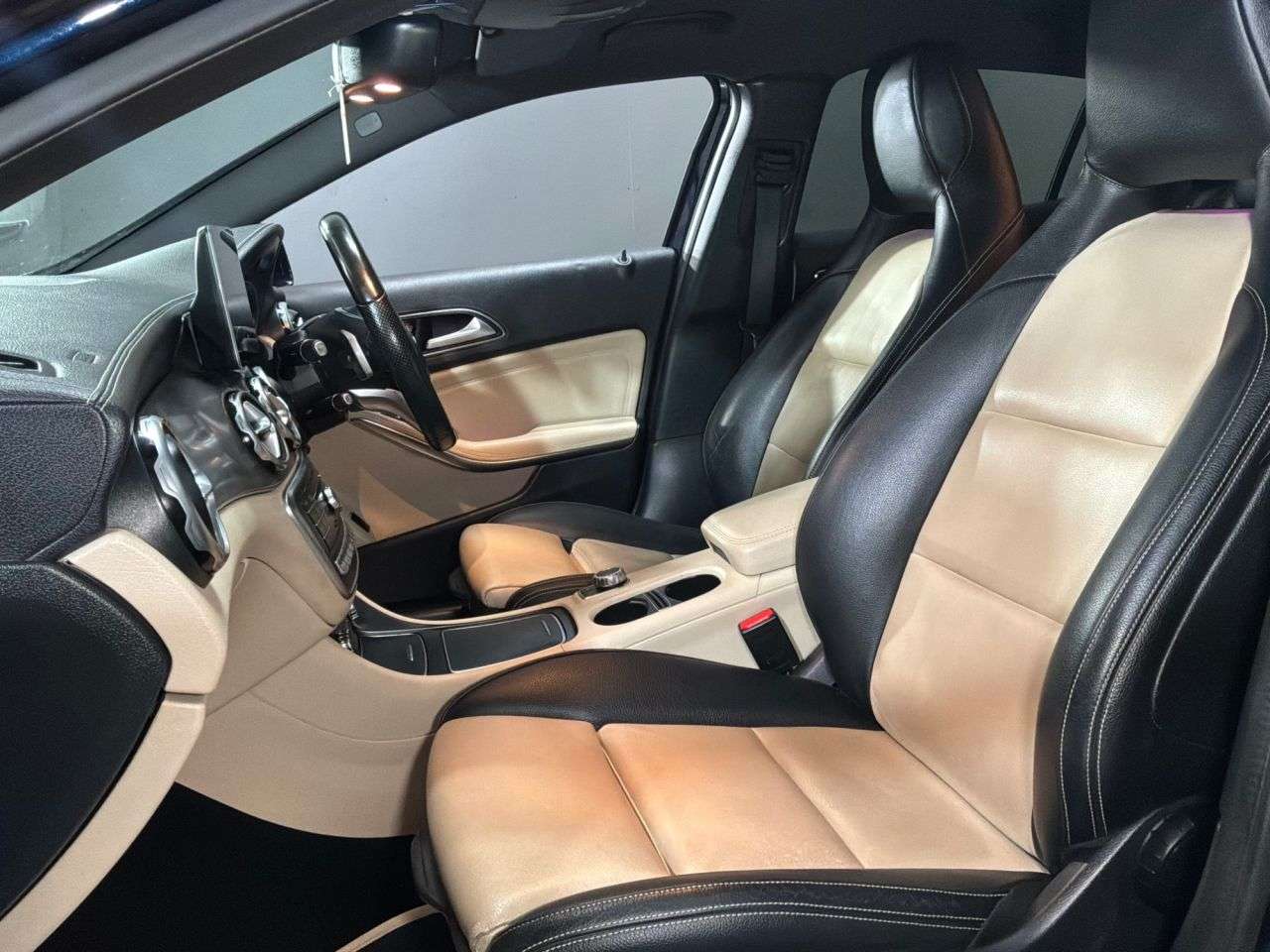 2018 MERCEDES-BENZ 180 2018 MERCEDES-BENZ 180