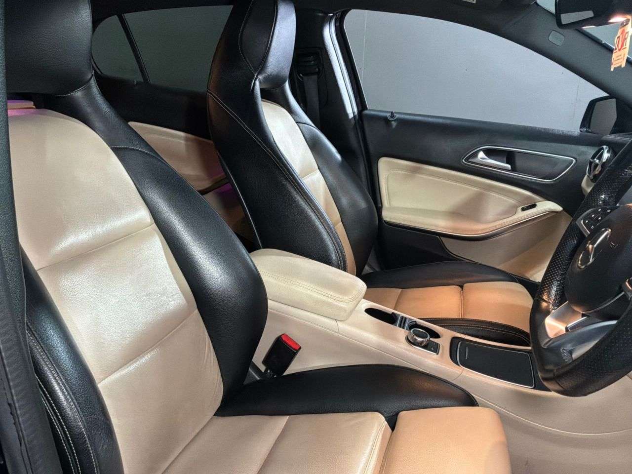 2018 MERCEDES-BENZ 180 2018 MERCEDES-BENZ 180
