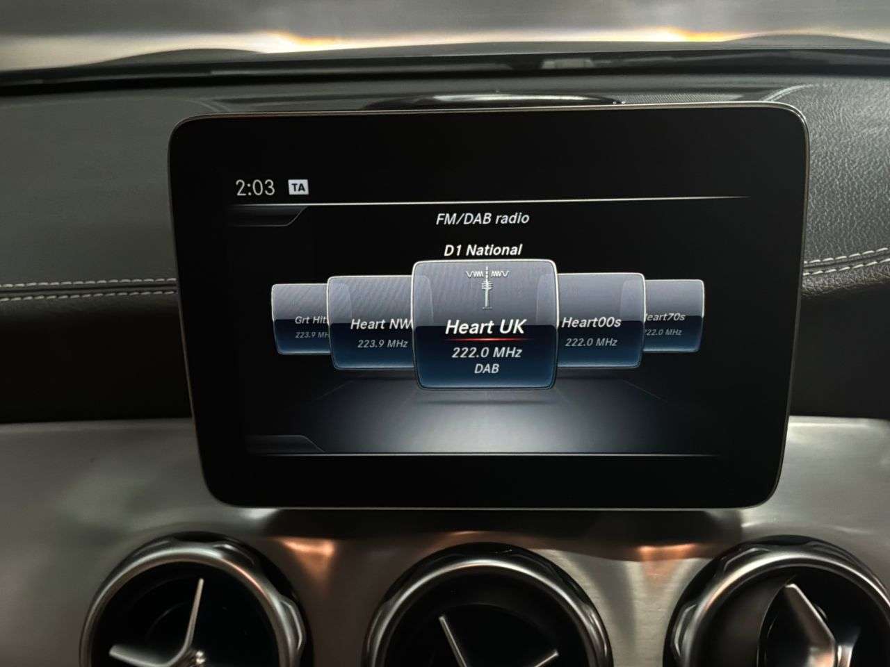 2018 MERCEDES-BENZ 180 2018 MERCEDES-BENZ 180