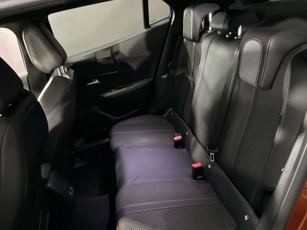 2021 PEUGEOT 2008 2021 PEUGEOT 2008