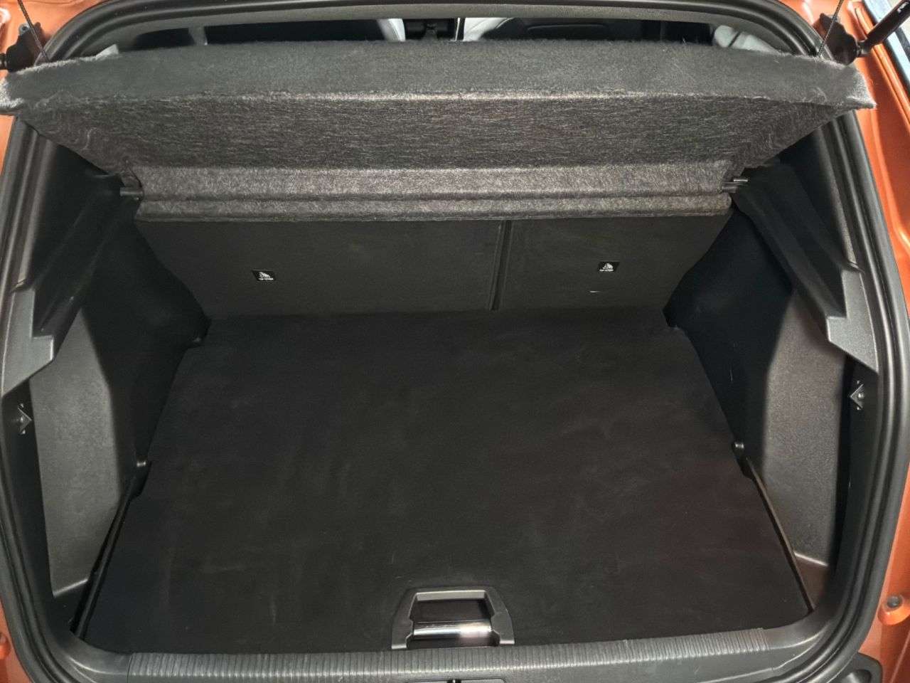 2021 PEUGEOT 2008 2021 PEUGEOT 2008