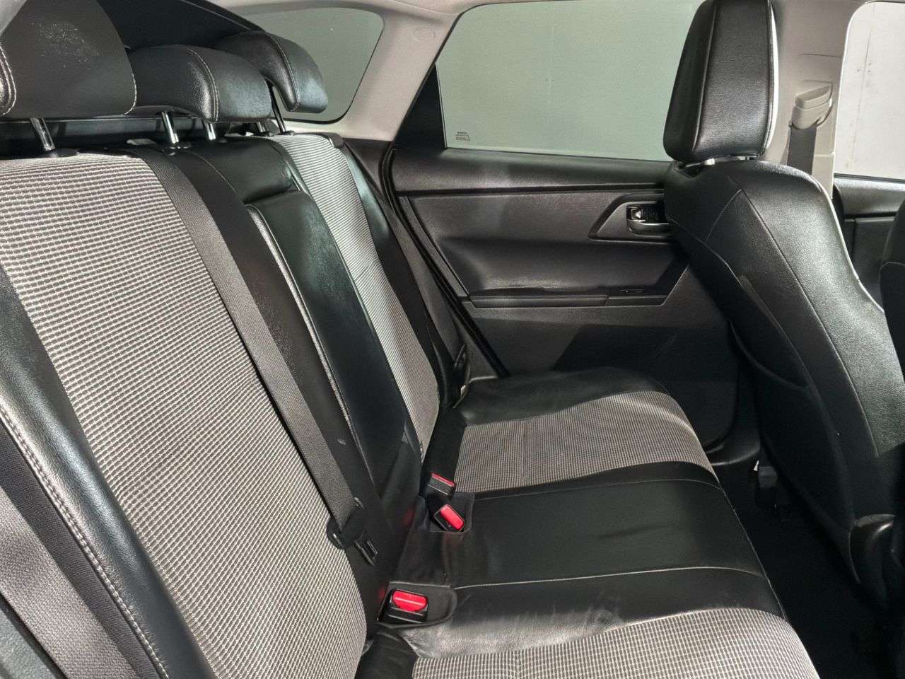 2015 TOYOTA AURIS 2015 TOYOTA AURIS