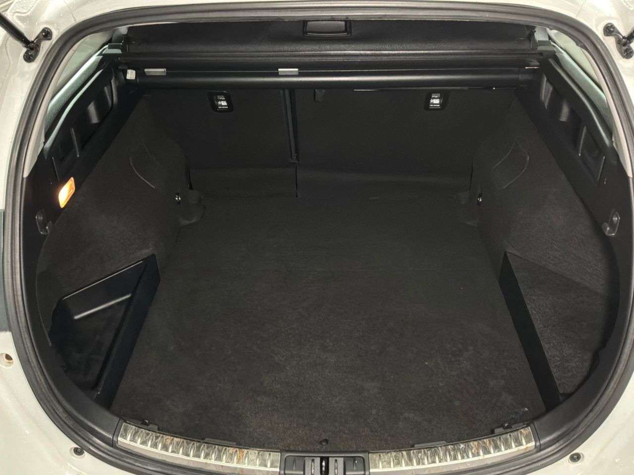 2015 TOYOTA AURIS 2015 TOYOTA AURIS