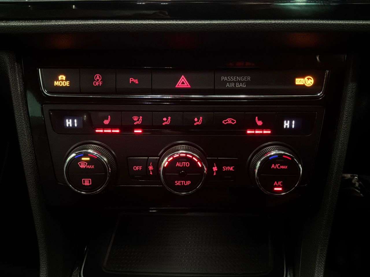 2019 SEAT LEON 2019 SEAT LEON