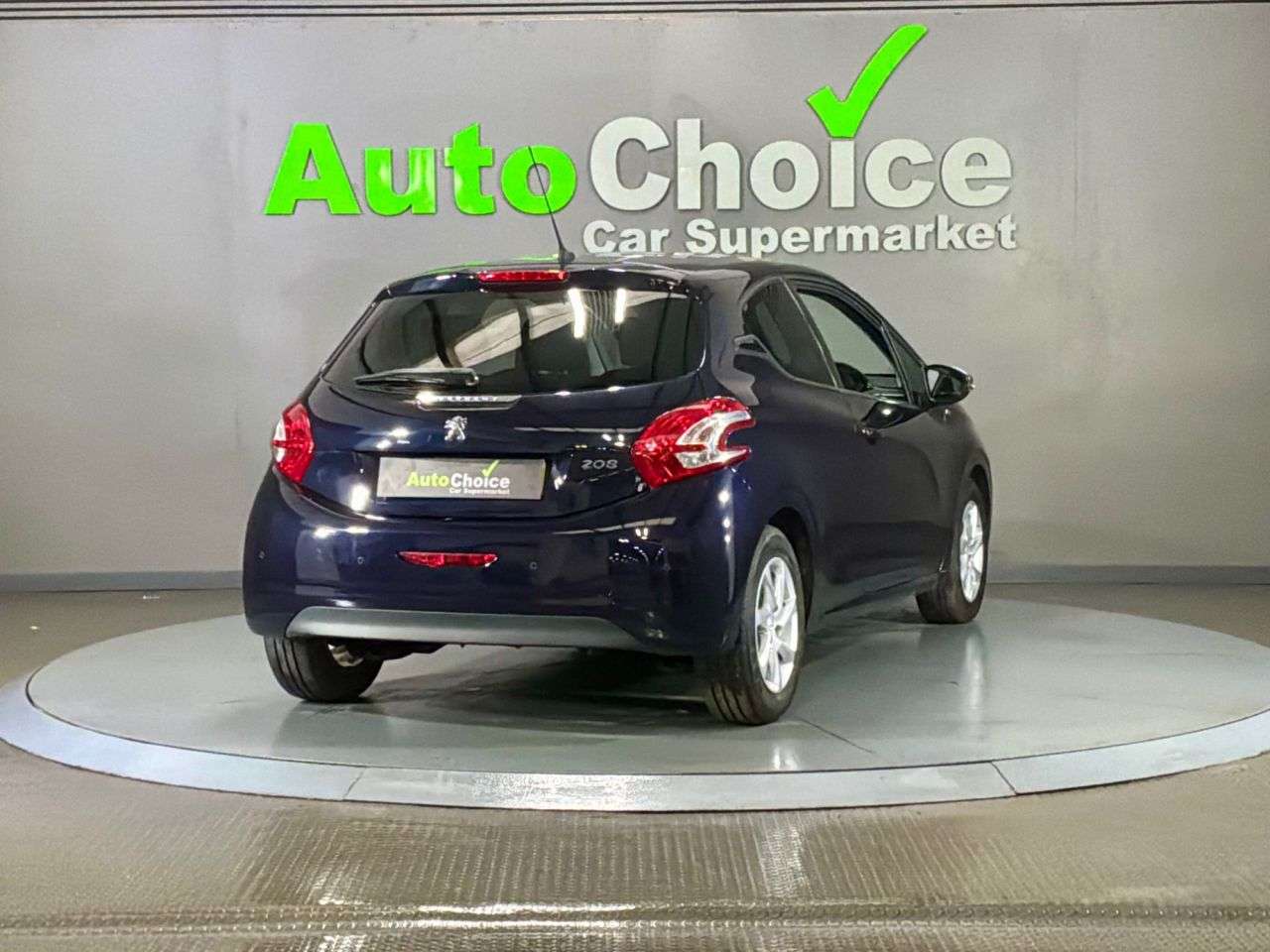 2014 PEUGEOT 208 2014 PEUGEOT 208