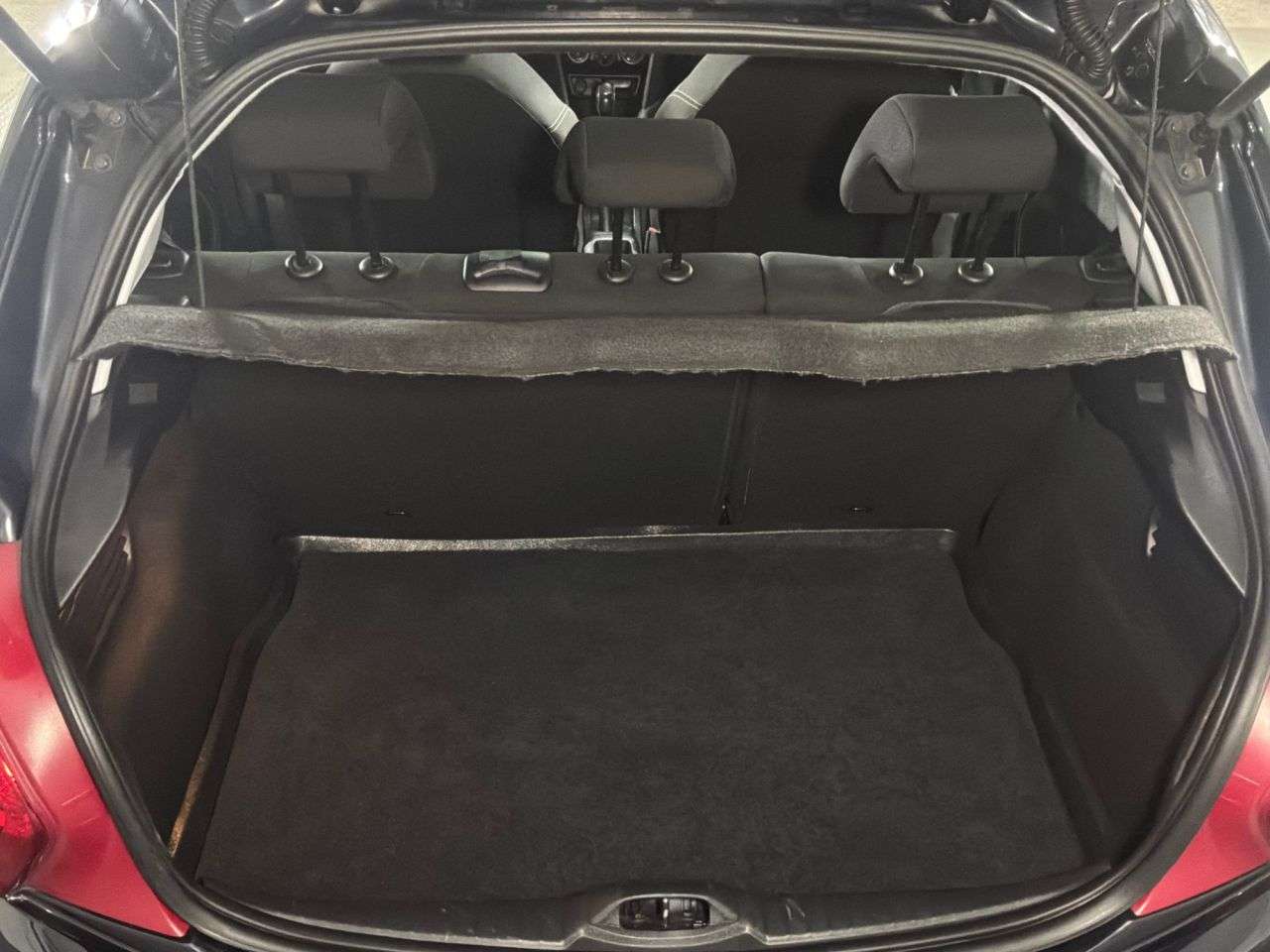 2014 PEUGEOT 208 2014 PEUGEOT 208