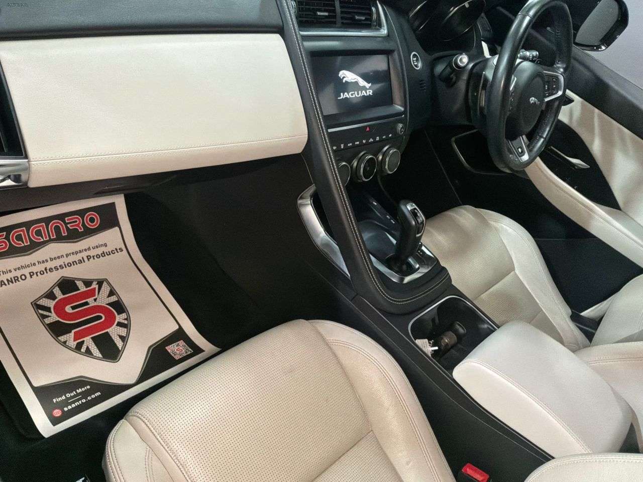 2019 JAGUAR E-PACE 2019 JAGUAR E-PACE