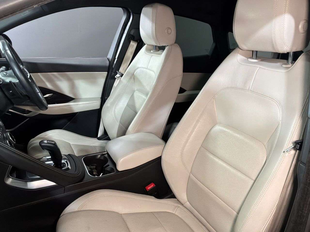 2019 JAGUAR E-PACE 2019 JAGUAR E-PACE