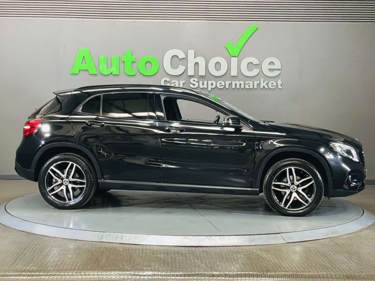 2019 MERCEDES-BENZ 180 2019 MERCEDES-BENZ 180