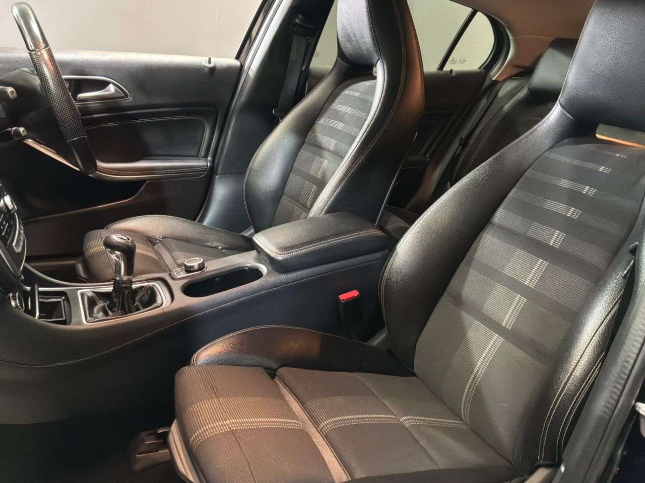 2019 MERCEDES-BENZ 180 2019 MERCEDES-BENZ 180