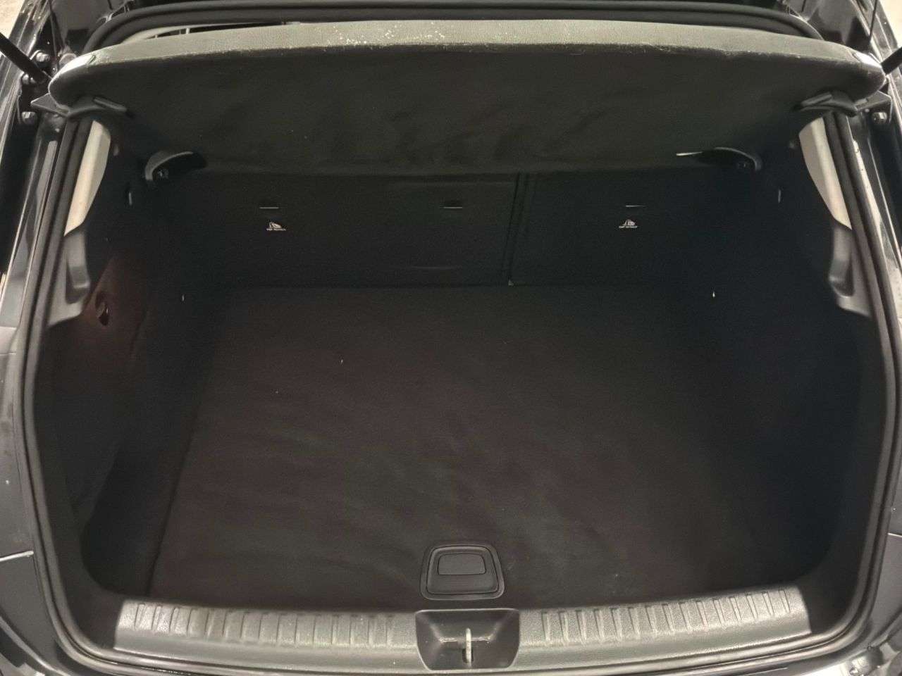 2019 MERCEDES-BENZ 180 2019 MERCEDES-BENZ 180