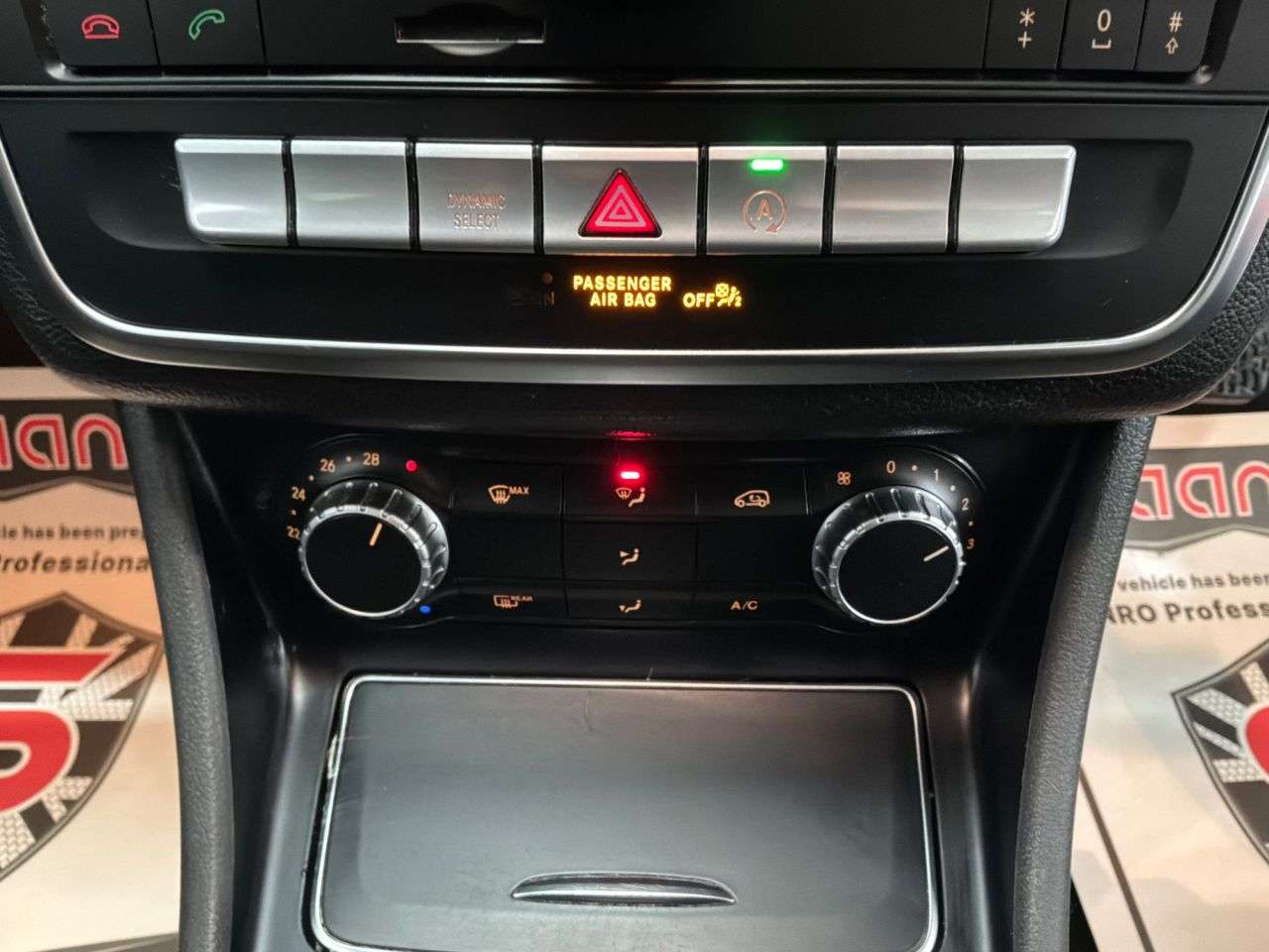 2019 MERCEDES-BENZ 180 2019 MERCEDES-BENZ 180