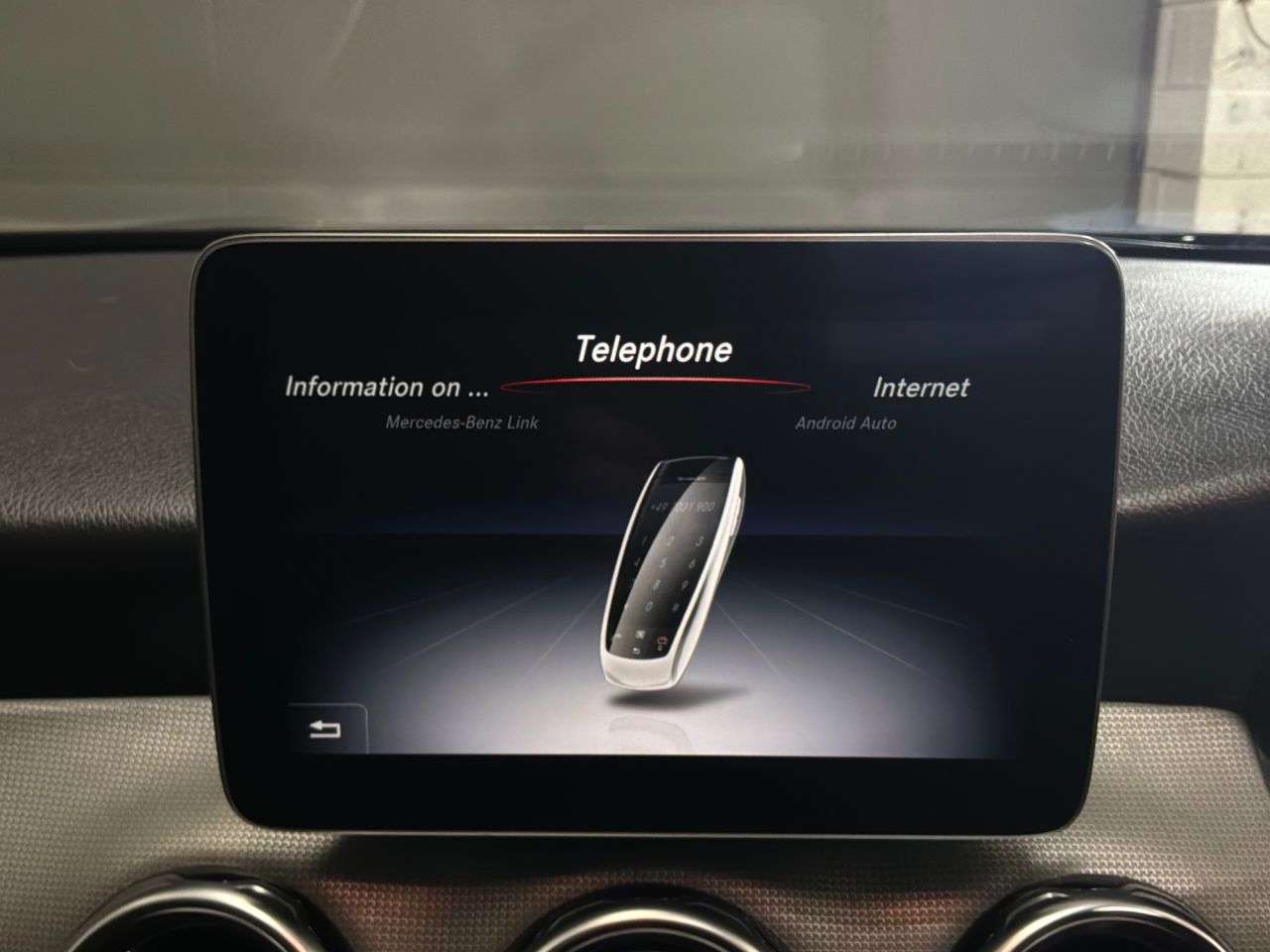 2019 MERCEDES-BENZ 180 2019 MERCEDES-BENZ 180