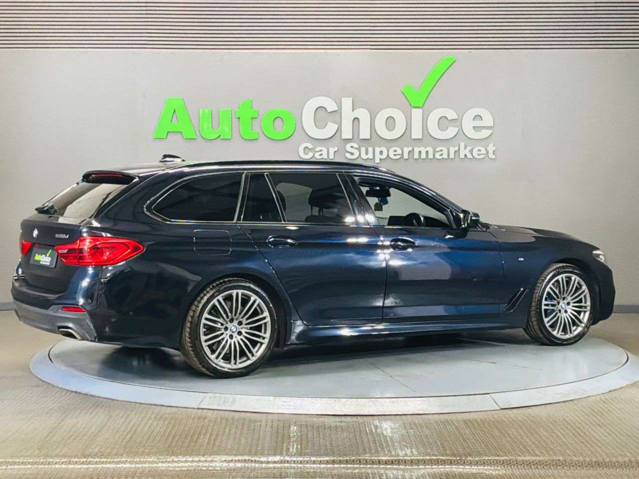 2020 BMW 5 SERIES 2020 BMW 5 SERIES