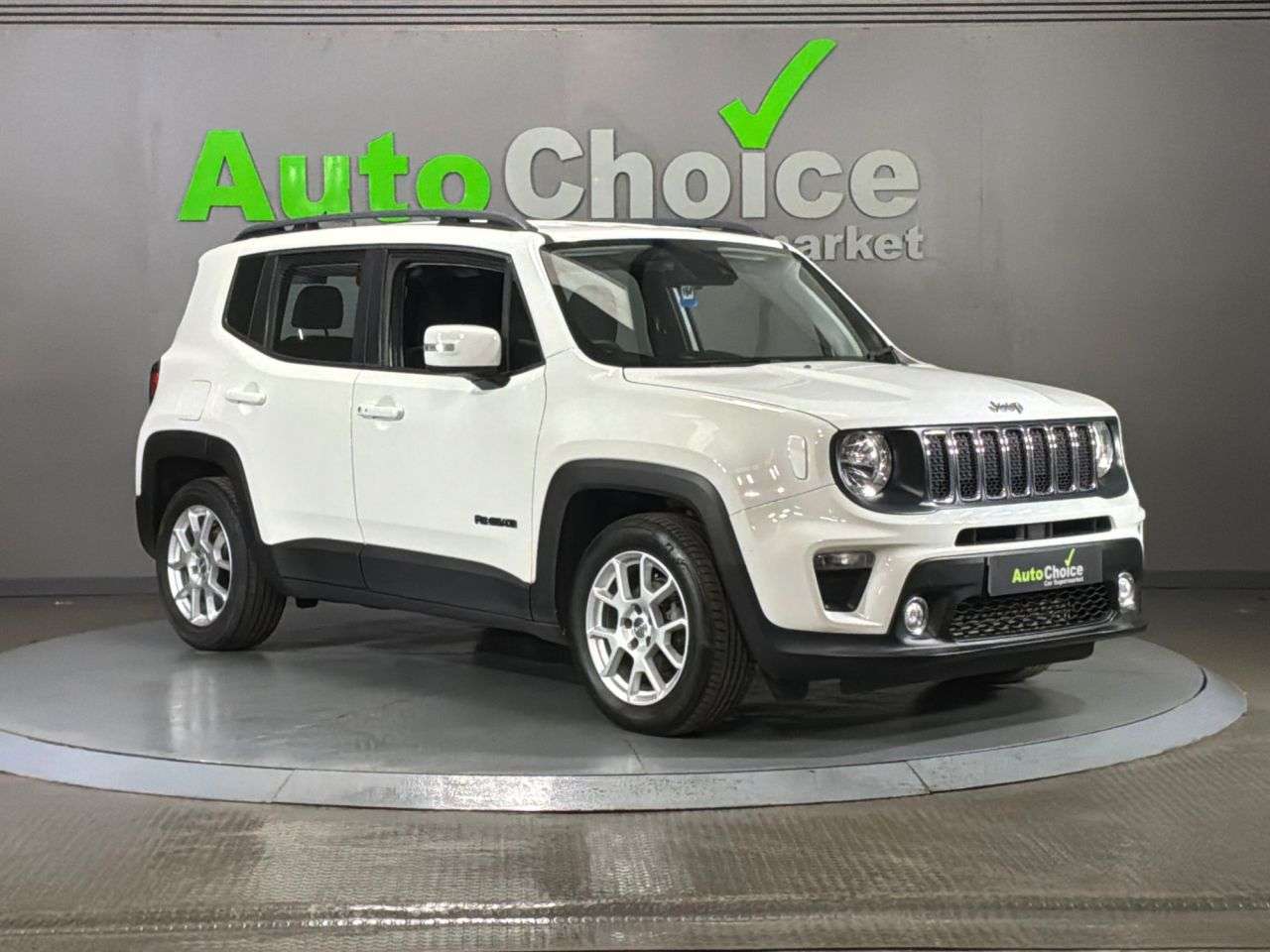 A 2020 JEEP RENEGADE 1.6 MultiJetII Longitude SUV 5dr Diesel Manual Euro 6 (s/s) (120 ps) *Amazi A 2020 JEEP RENEGADE 1.6 MultiJetII Longitude SUV 5dr Diesel Manual Euro 6 (s/s) (120 ps) *Amazi